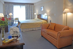 book HJ Da Vinci Hotel