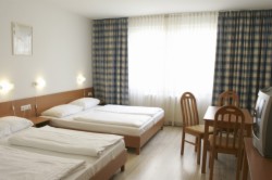 Family Room for 3 people - Daily Rate