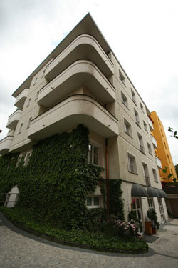 book Hotel Otar