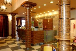 book Golden Tulip Prague Terminus