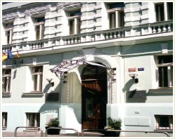 book Hotel Raffaello