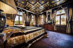 book Hotel U Pava