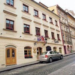 book Hostel Little Quarter