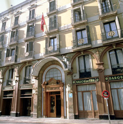 book Hotel Husa Oriente
