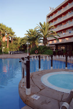 book Hotel H10 Europa Park