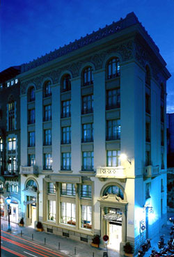 book Hotel Eurostars Laietana Palace