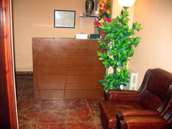 book Hostal Satram