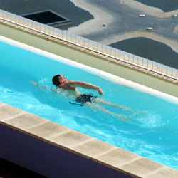 barcelona hotel pool
