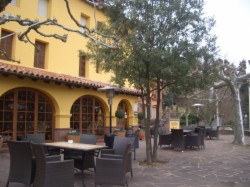 book Hotel Hostal de la Gloria