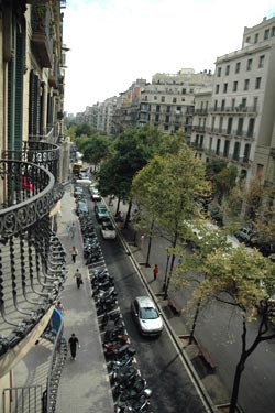 book Rambla & Catalunya Hostel