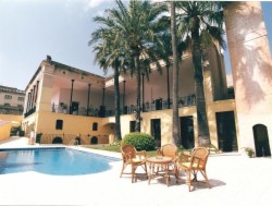 book Hotel L'Hort de l'Avia