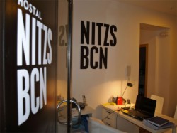 book Hostal Nitzs BCN