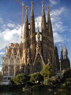  - APPARTAMENTI SAGRADA FAMILIA CON COLAZIONE INCLUSA 