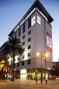 book Hotel Kris Abadia