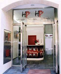 book Hotel del Pintor