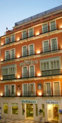 book Hotel Tribuna Malagueña