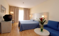 book Hotel AGH Canet