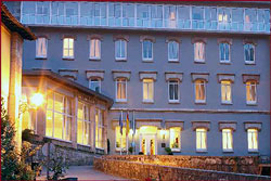 book Hotel Arcea Gran Hotel Pelayo