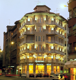 book Hotel Husa Avenida