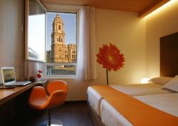 book Hotel Petit Palace Plaza Málaga