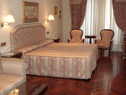 book Hotel Alameda Palace