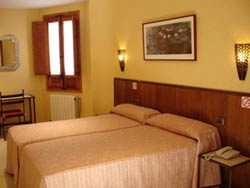 book Hotel Sol