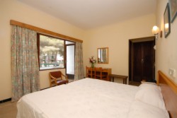 book Hotel Flacalco Garden