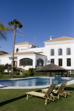 book Albayt Resort