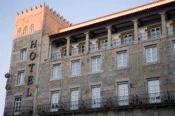 book Hotel Compostela