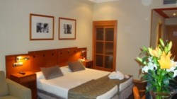 book Hotel High Tech Arturo Soria