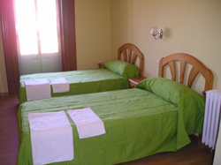 book Hostal Numancia