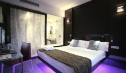 book Hotel High Tech President Castellana