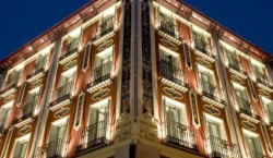 book Hotel Petit Palace Posada del Peine