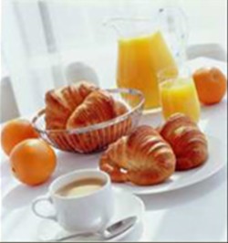 Special FREE OFFER BREAKFAST promo De €65