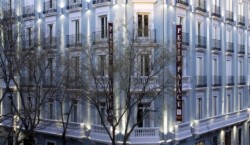 book Hotel Petit Palace Art Gallery 