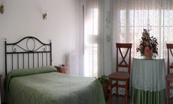 book Hostal Los Alpes