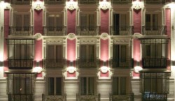 book Hotel Petit Palace San Bernardo