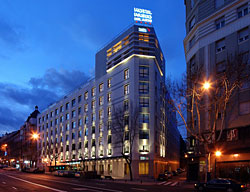 book Hotel Husa Paseo del Arte