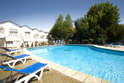 book Hotel Osuna