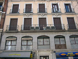 book Apartamento Gran Via 1