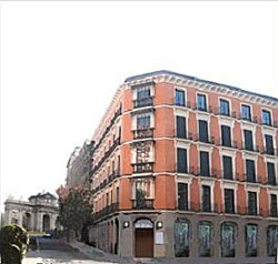 book Hotel Durval Puerta de Alcala