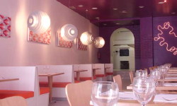 book Hostal Analina Rooms