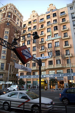 book Hostal Miami