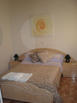 book Hostal Conchita II