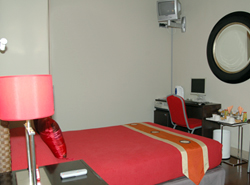 book Gay Hostel - Pension Madrid House