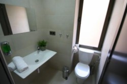 book Apartamentos H2 La Latina