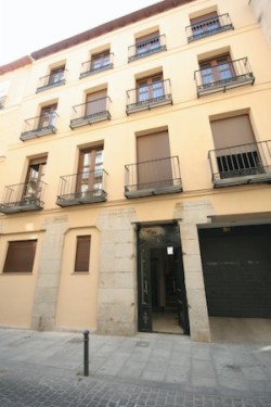 book Apartamentos H2 Tirso de Molina