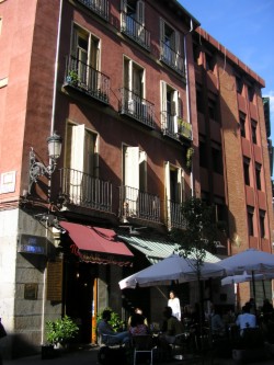 book Apartamentos H2 Plaza Mayor