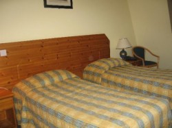 book Camden De Luxe Hotel