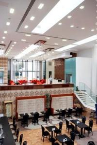 book Rochestown Park Hotel